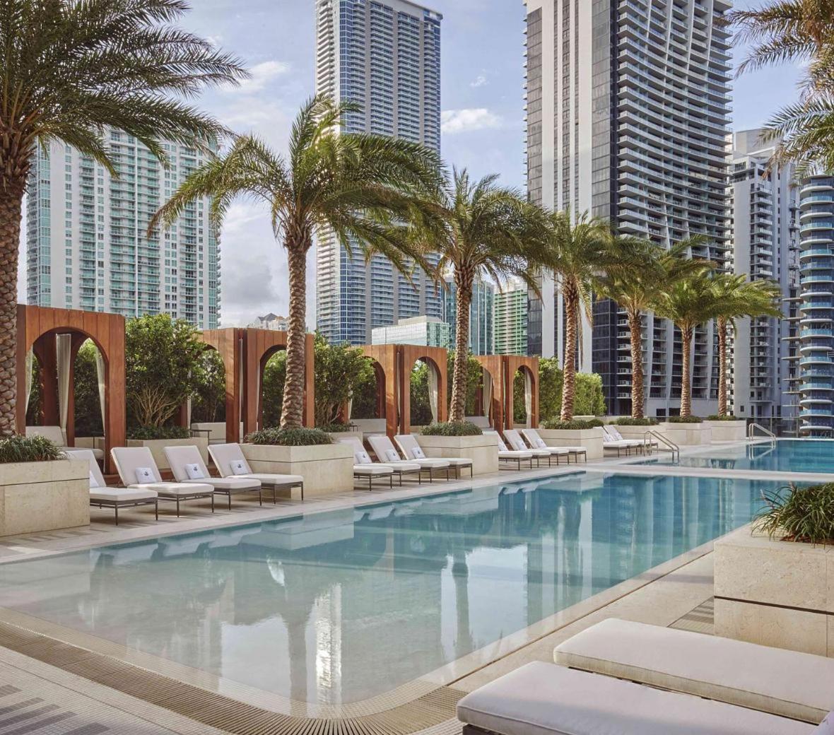 Wonderful King Suite With Pool At Sls Lux Brickell Miami Exterior photo